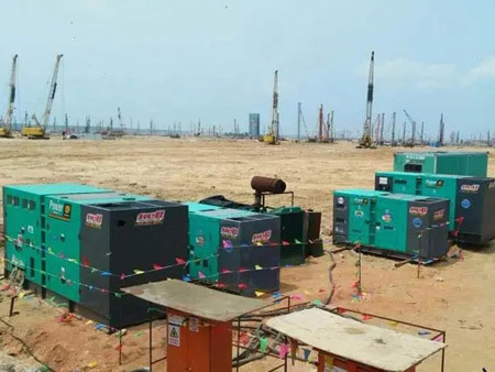 易门如何检查和清洗空气滤清器？