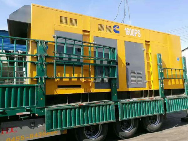 易门测量水冷式机油散热器密封件尺寸时的注意事项有哪些？